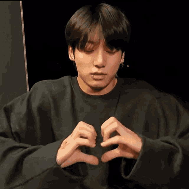 Artygcf Jungkook Heart GIF