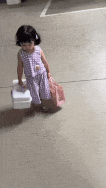 Mikonay GIF