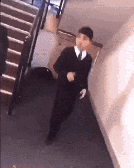Trizzy019 GIF