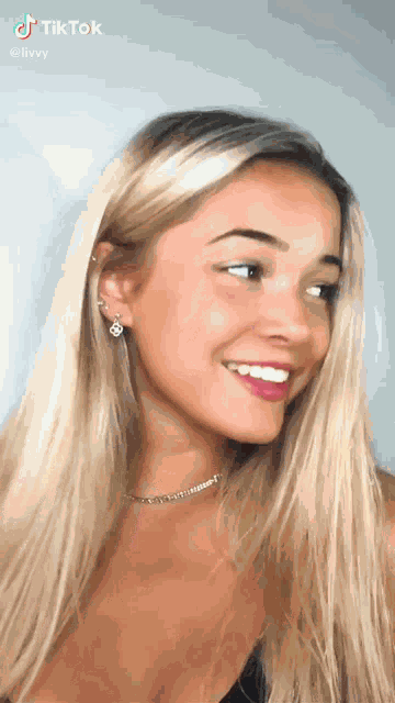 Livvy Gif GIF