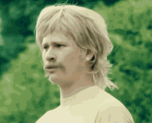 Tom Delonge Blink182 GIF