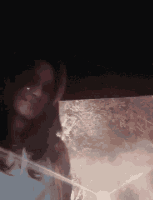 Twivortiare Raihaanun GIF